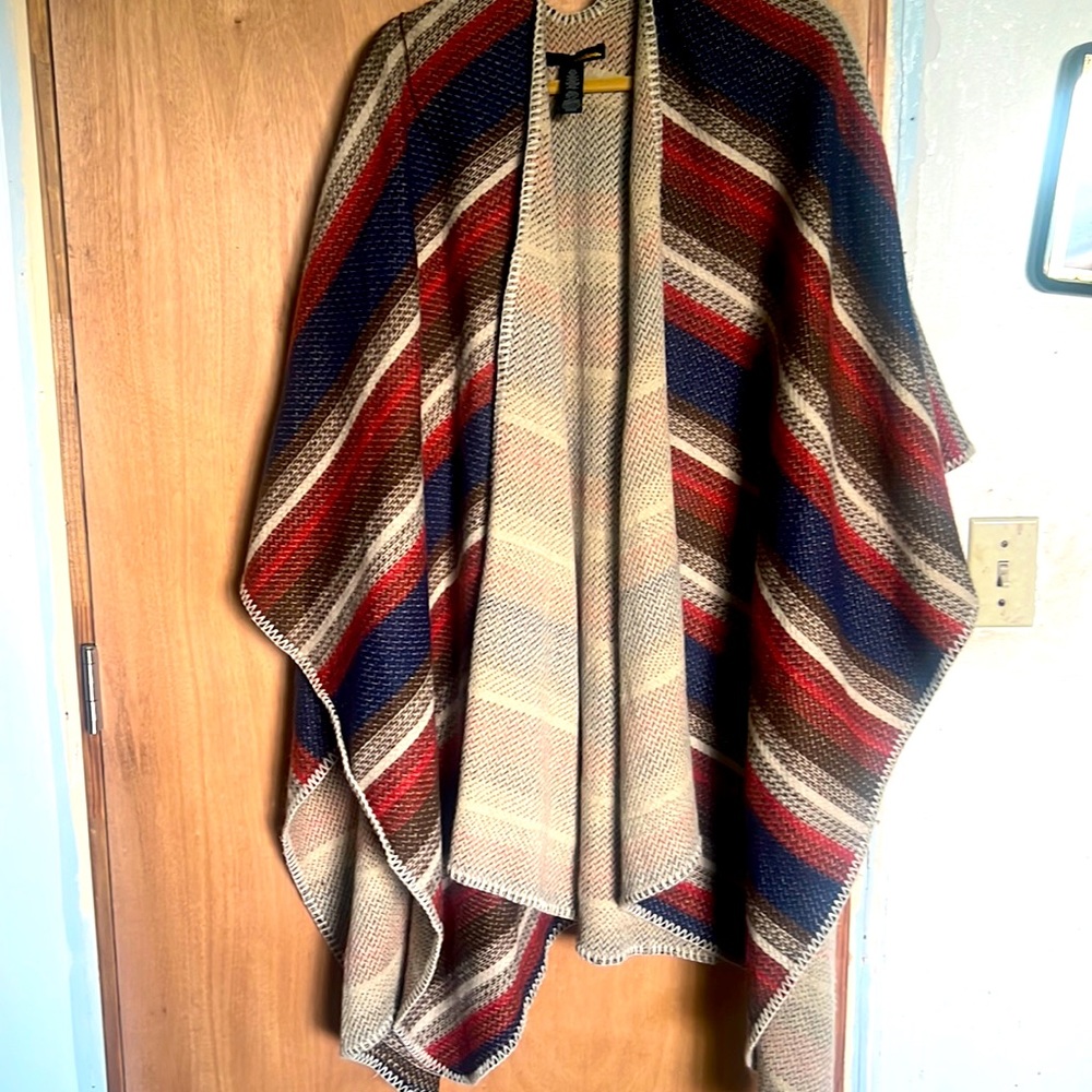 Modena Shawl